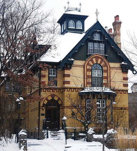 Download this Bay And Gable House picture Download this Bay And Gable House picture